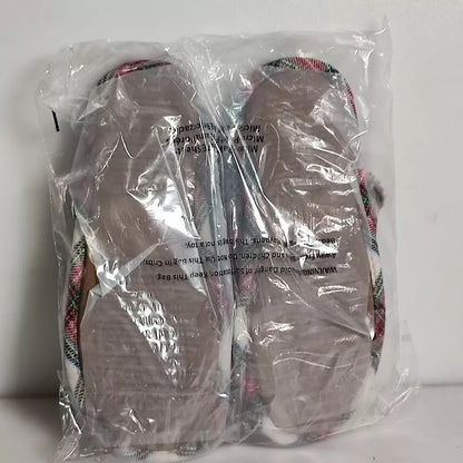 Wondershop Christmas Women's Mama Elf Slide Slippers Plaid - Size Medium (7-8)